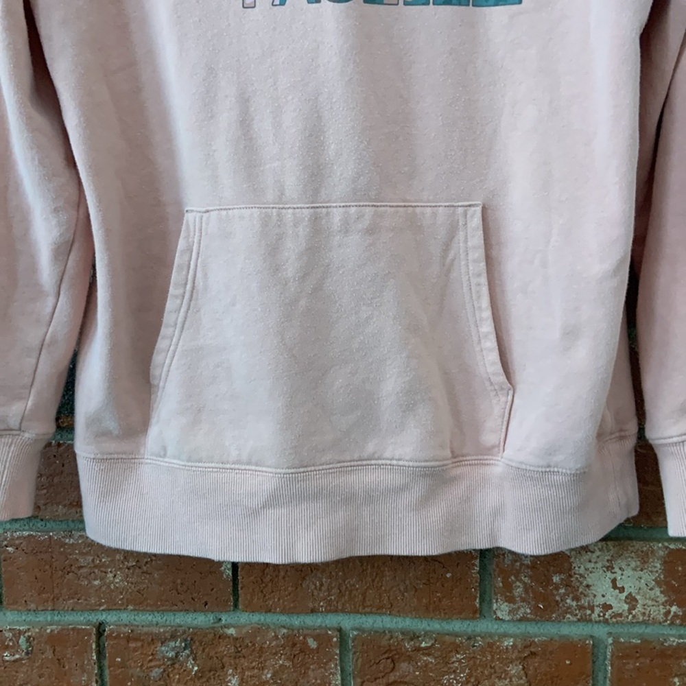 The North Face Light Pink Logo Hoodie Pullover - Picture 5 of 8